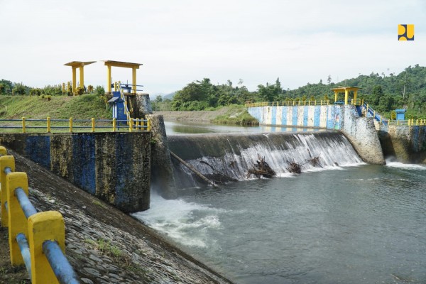 kementerian-pu-rehabilitasi-jaringan-irigasi-akedaga-dan-opiyang-di-kabupaten-halmahera-timur-tingkatkan-produktivitas-tanam-padi-WhatsApp Image 2025-08-31 at 07.28.33
